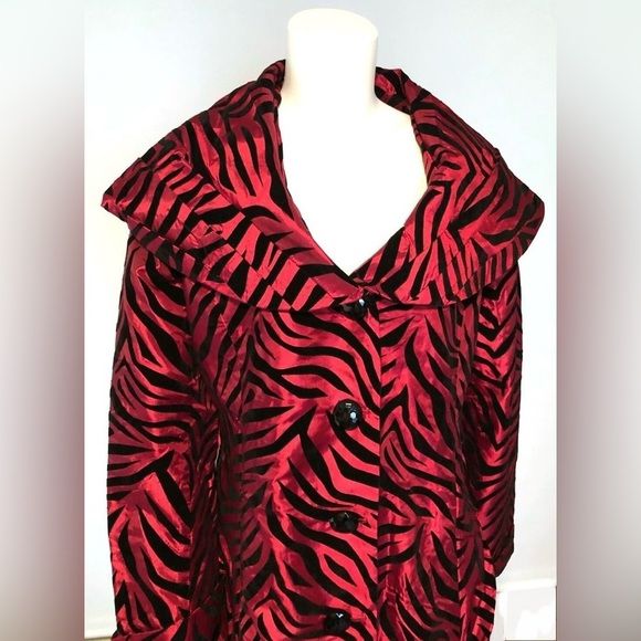 Jerry T Red and Black Zebra Print Velvet Belted Jacket Size Medium - Picture 5 of 7